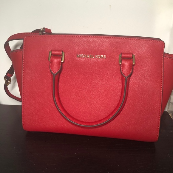 Michael Kors medium Selma satchel - Picture 2 of 4